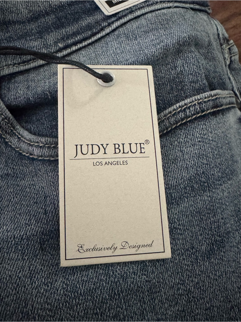 Judy Blue The Bleach Boys Midrise Boyfriend Jeans in Curvy NTW Size 24W - Picture 15 of 16